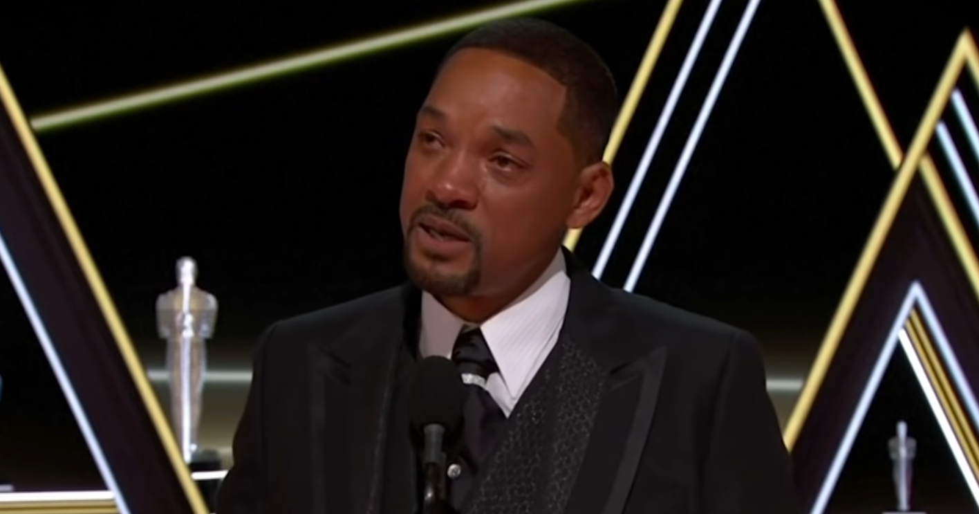 Will Smith rischia di perdere l'Oscar dopo lo schiaffo a Chris Rock: l'ipotesi sul web dopo la cerimonia