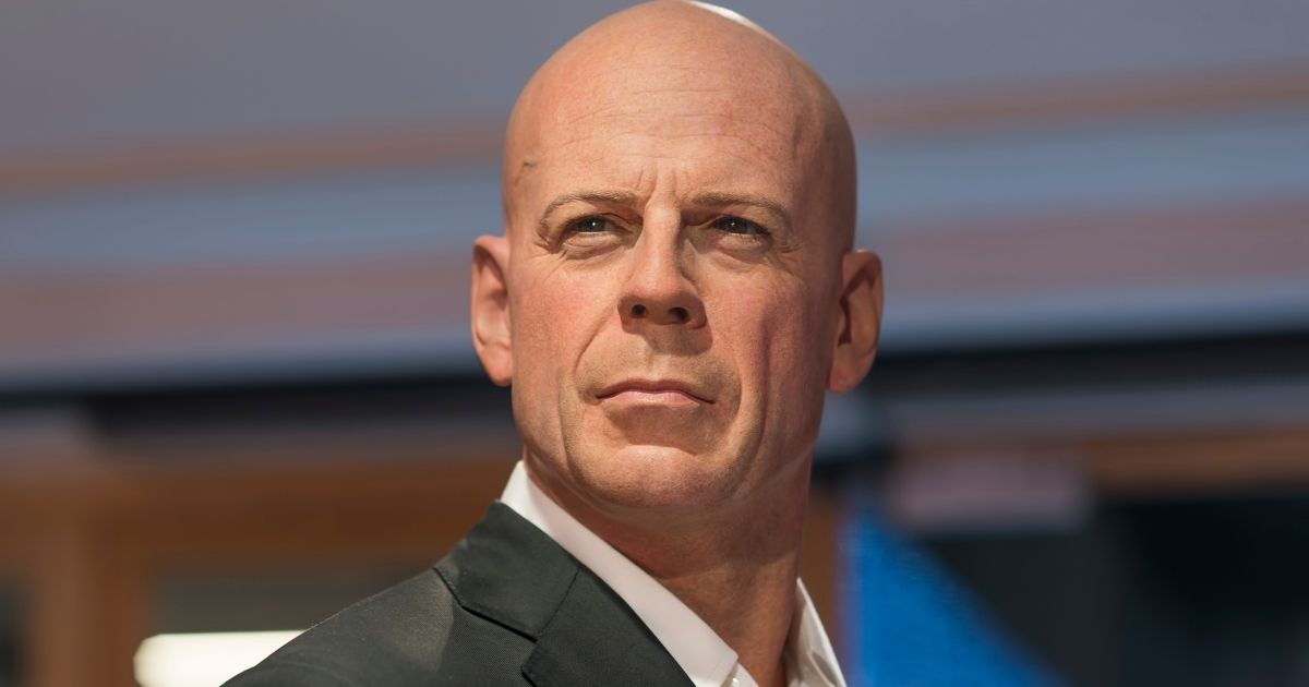 Bruce Willis è malato: l'attore di Die Hard dice addio alla recitazione. L'annuncio della famiglia