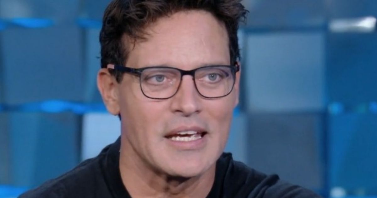 Gabriel Garko molestato