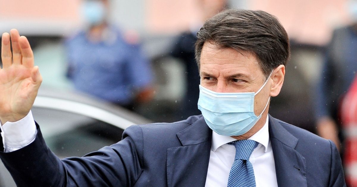 M5S, rigettata istanza di revoca della sospensione dello Statuto, traballa la posizione di Conte