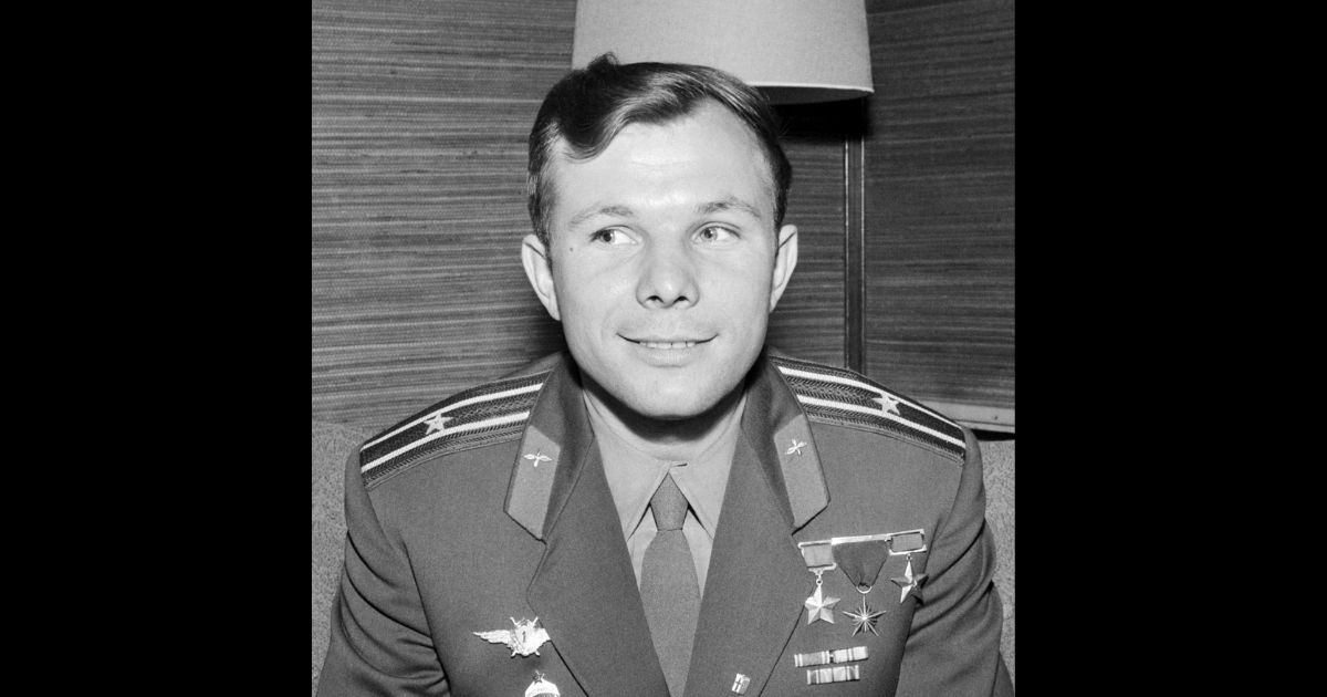 Jurij Gagarin, chi è il “Cristoforo Colombo dei cieli” e che cosa si sa della sua morte misteriosa