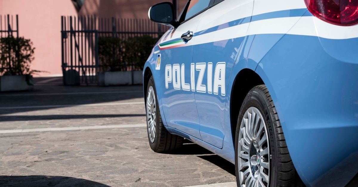 Ragazzo di 17anni rapinato e violentato mentre tornava a casa: anche la madre sarebbe stata costretta a subire sevizie