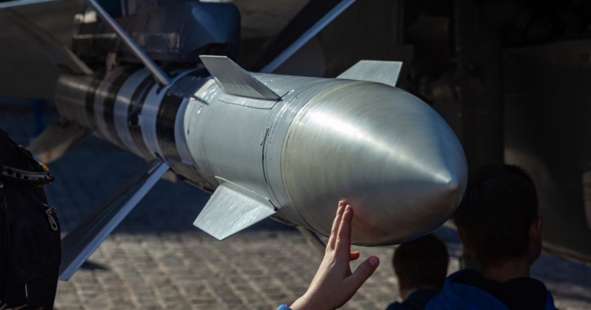 Missile supersonico lanciato per errore dall'India sul Pakistan: danneggiati edifici residenziali
