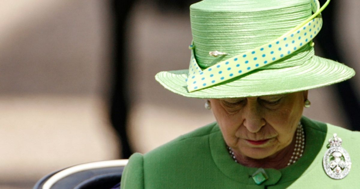 La Regina Elisabetta non tornerà a vivere a Buckingham Palace, resterà a Windsor: il motivo
