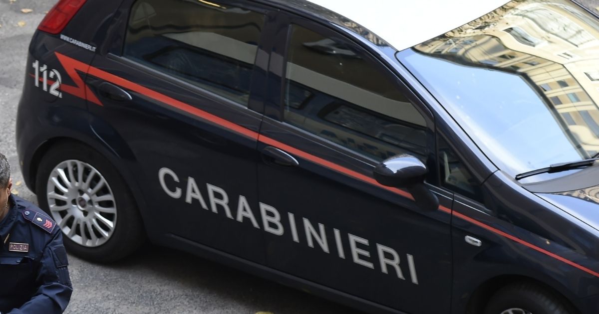 Calci, pugni e schiaffi: le violenze ai bimbi in una scuola del Casertano