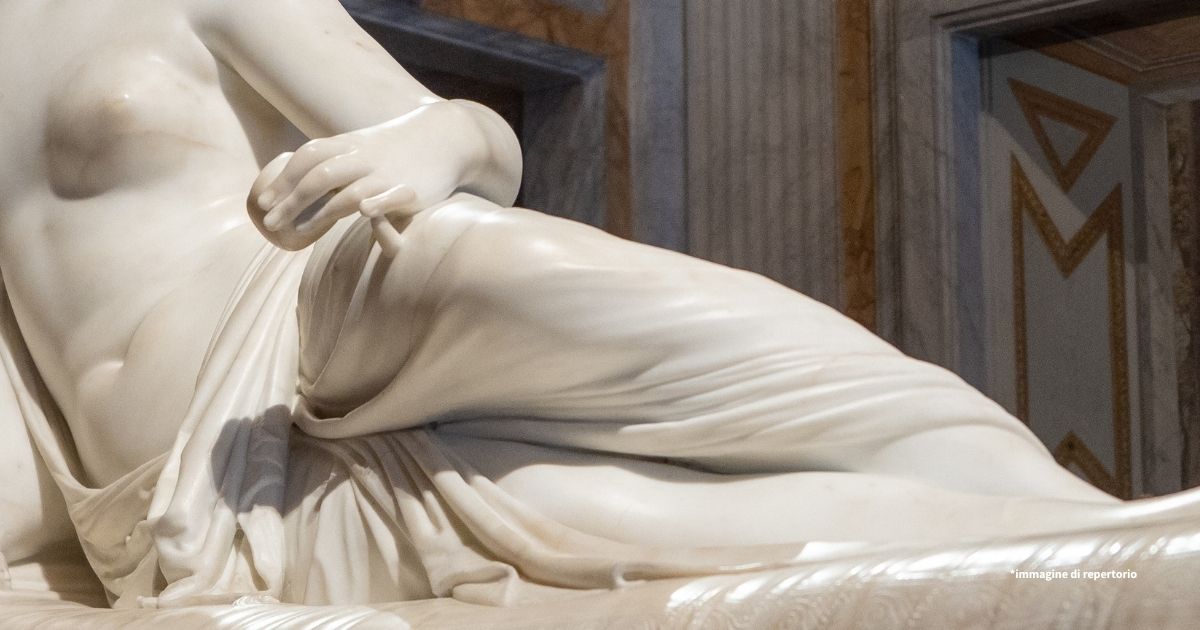 Coppia acquista una statua da giardino per 6000 euro ma è un'opera di Canova: i dettagli della scoperta