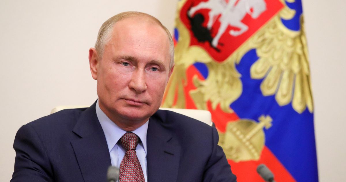 Putin avvisa l'Occidente: "Sanzioni sono dichiarazioni di guerra". La Rai sospende servizi e inviati dalla Russia