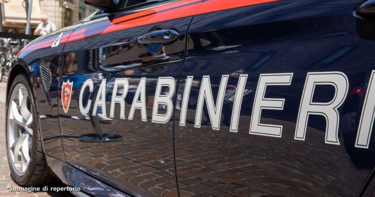 auto dei carabinieri