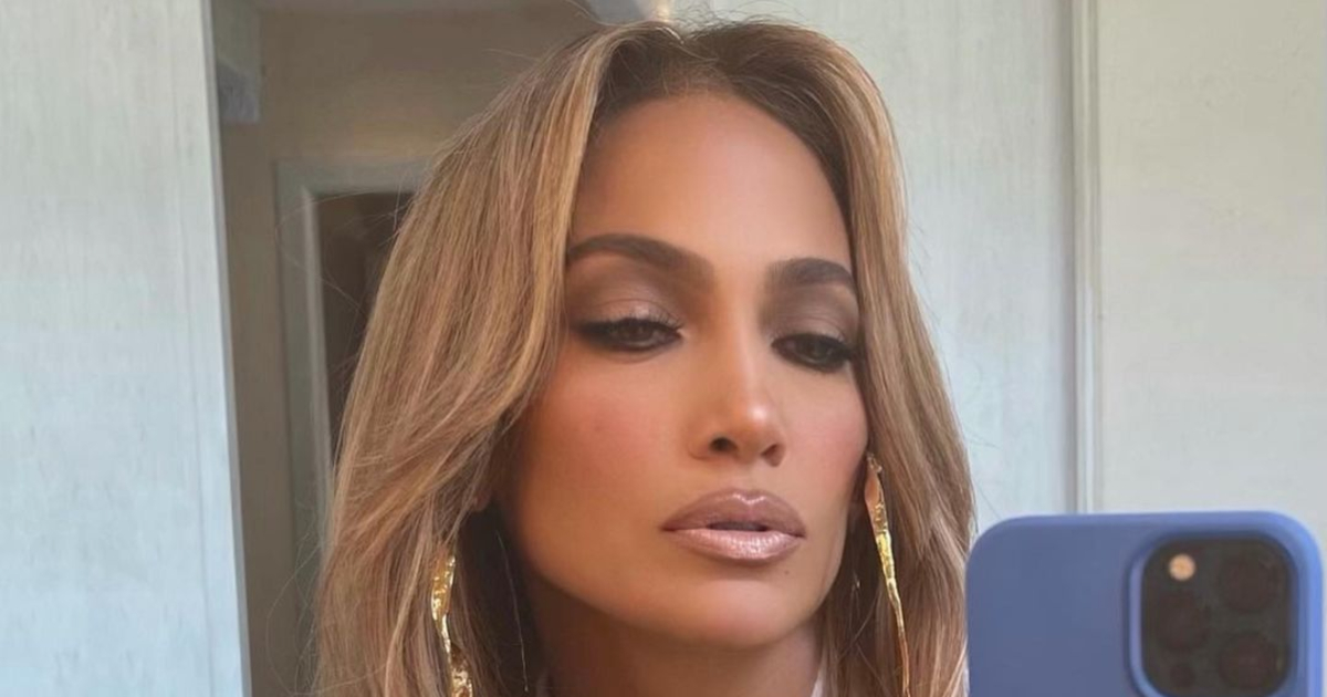 Quanto ha speso Ben Affleck per l'anello di fidanzamento di Jennifer Lopez: la cifra è da capogiro