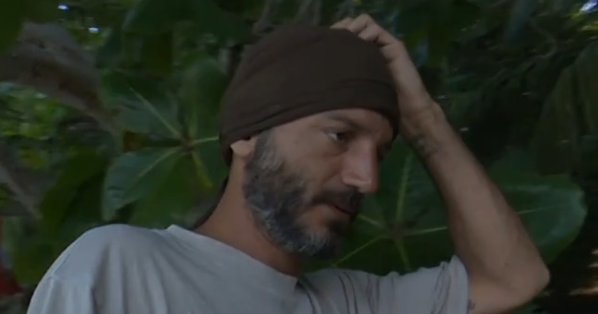 Nicolas Vaporidis racconta ai compagni del malore a L'Isola dei Famosi: "Non riuscivo più a muovermi bene"