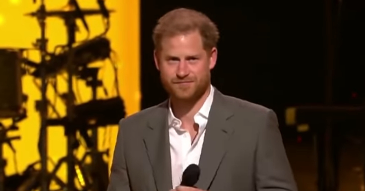 Il principe Harry rompe il silenzio sull'incontro segreto con la regina Elisabetta II: com'è andata