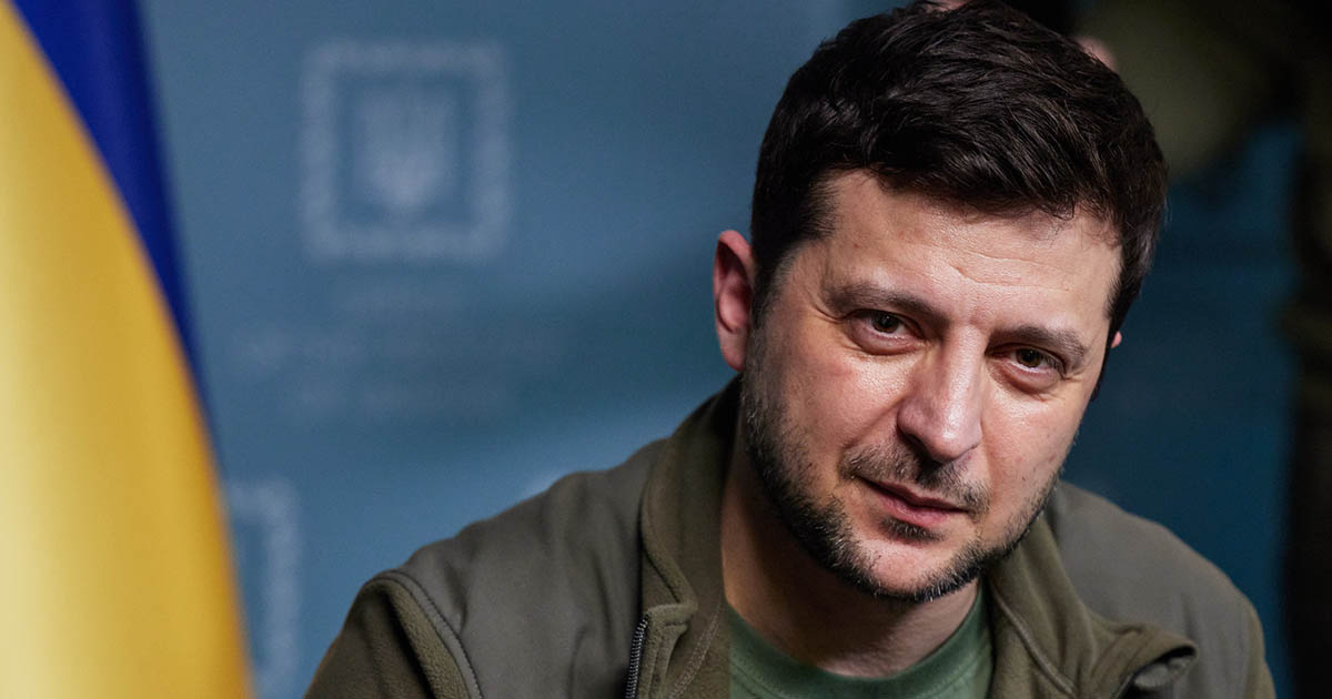 Zelensky lancia un appello: "Aiutateci, ma non col silenzio", Kiev denuncia altri 60mila soldati russi in arrivo