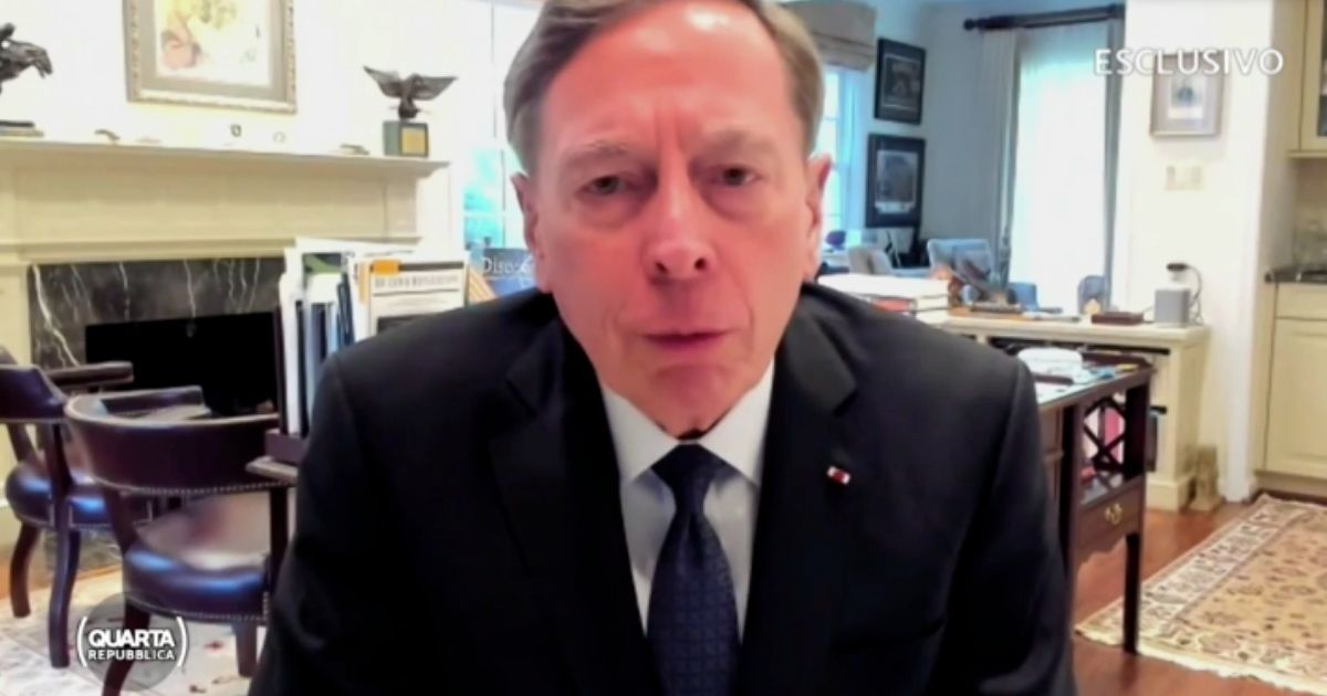 Quarta Repubblica, l'intervista al generale Petraeus, ex direttore della CIA parla della guerra in Ucraina