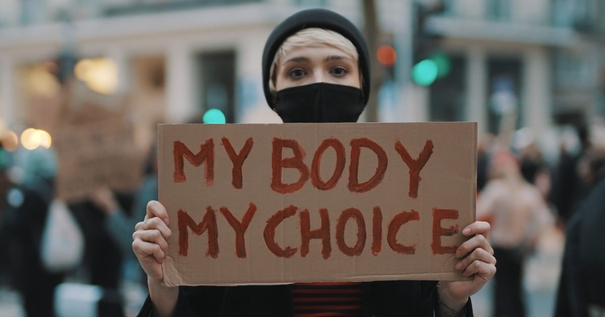 Aborto vietato dopo 15 settimane di gravidanza: in Florida la legge che vale anche in caso di stupro o incesto