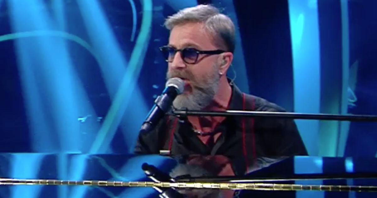 Marco Masini, la carriera del cantante, da Sanremo al dramma delle malelingue che lo definivano "iettatore"