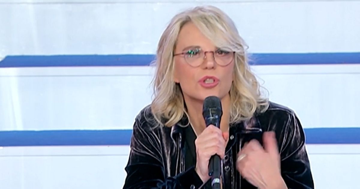 Maria De Filippi sbotta a Uomini e Donne