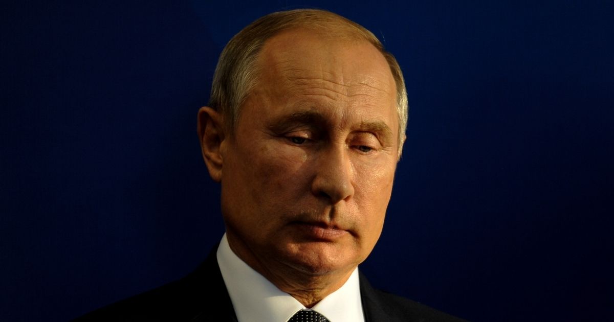 Putin a processo per crimini di guerra, può davvero succedere? Accusa e procedura contro il Presidente russo