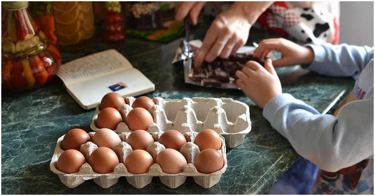 Caro-prezzi, a Pasqua ci sarà un rincaro dei prodotti alimentari: quali costeranno di più, la lista