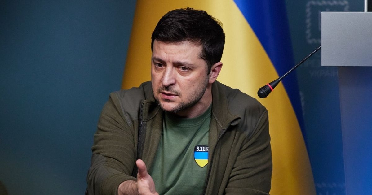 Zelensky sulla guerra in Ucraina: "Accetteremo solo la vittoria". La Russia prepara nuovi attacchi in Donbass