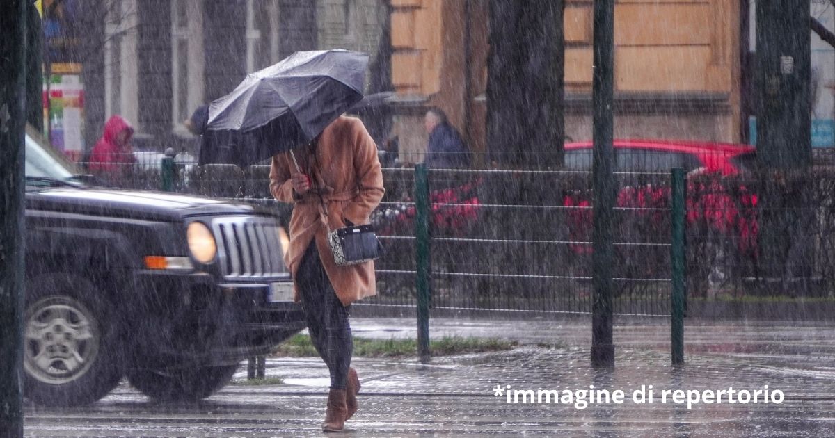 Maltempo, arrivano i temporali su tutta Italia. Diramata allerta meteo per una regione: dove