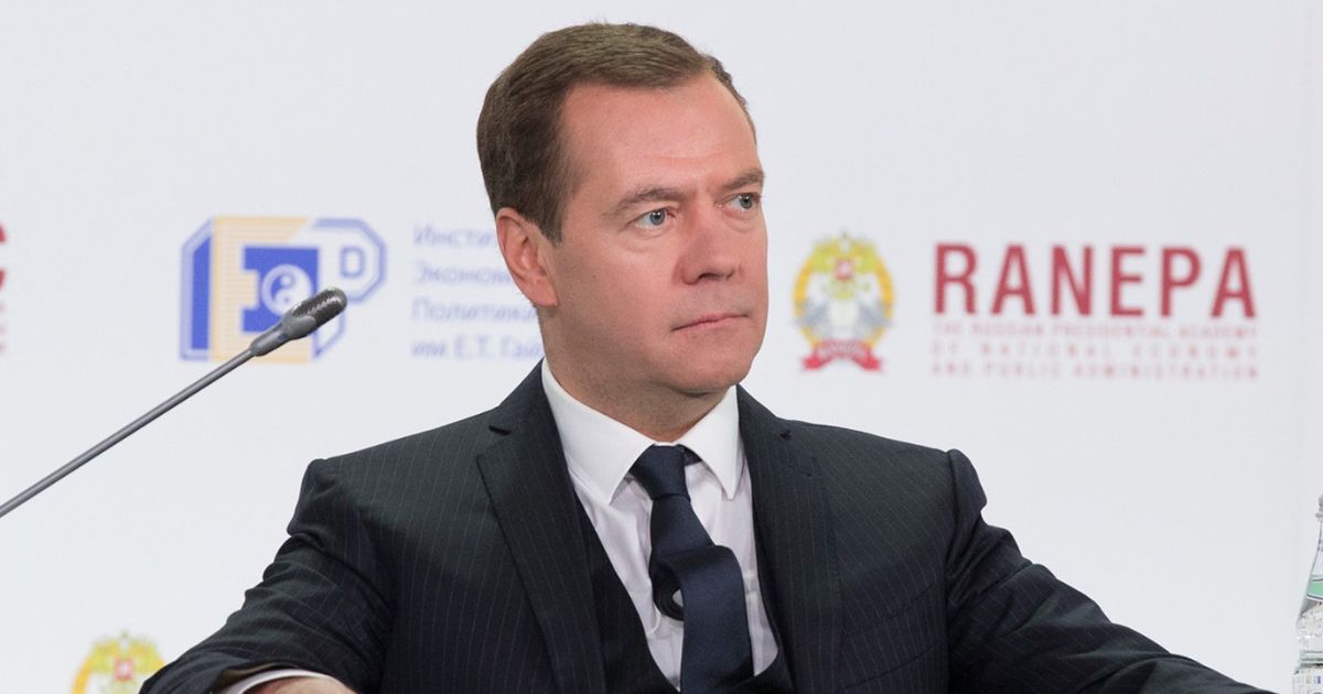 La Russia minaccia “Guerra nucleare” se la NATO continua ad armare l’Ucraina. Il commento di Medvedev