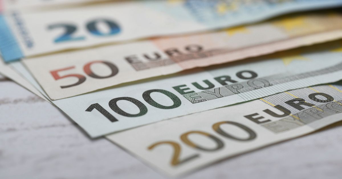 Puoi avere un bonus da 250 euro per ogni figlio che va a scuola: scopri come richiederlo￼