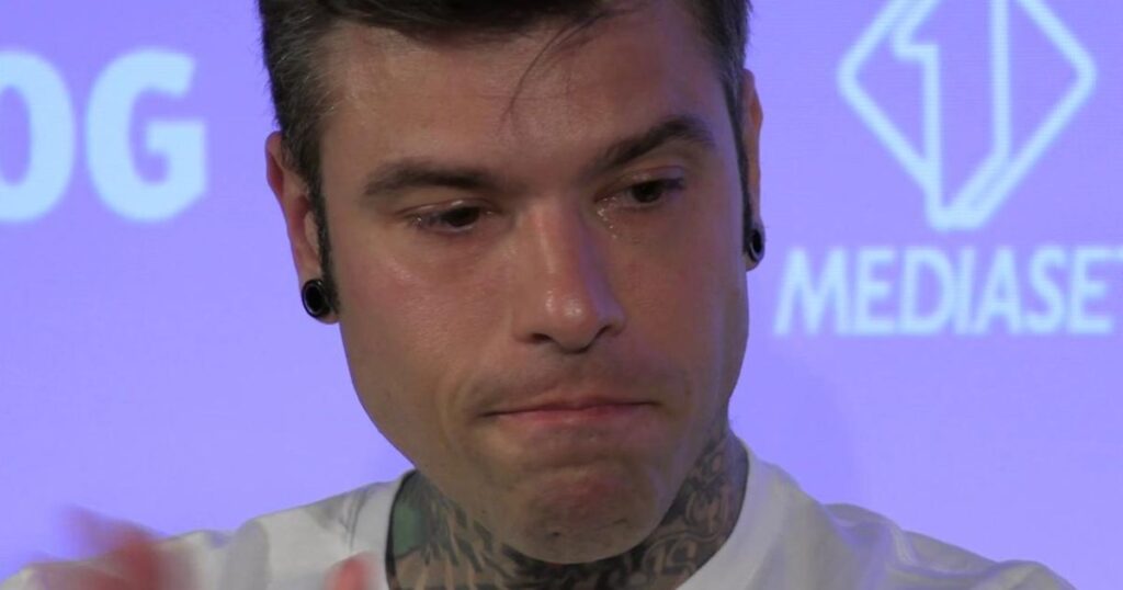 Fedez e il racconto dei giorni prima dell'operazione al pancreas: i video che mostrano cosa fece con la moglie e il figlio