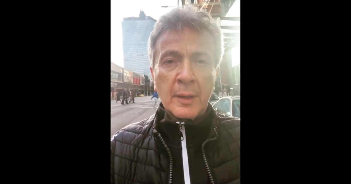 Pupo, la vita nella stessa casa con la moglie e l'amante. "È difficile, c'è sofferenza"