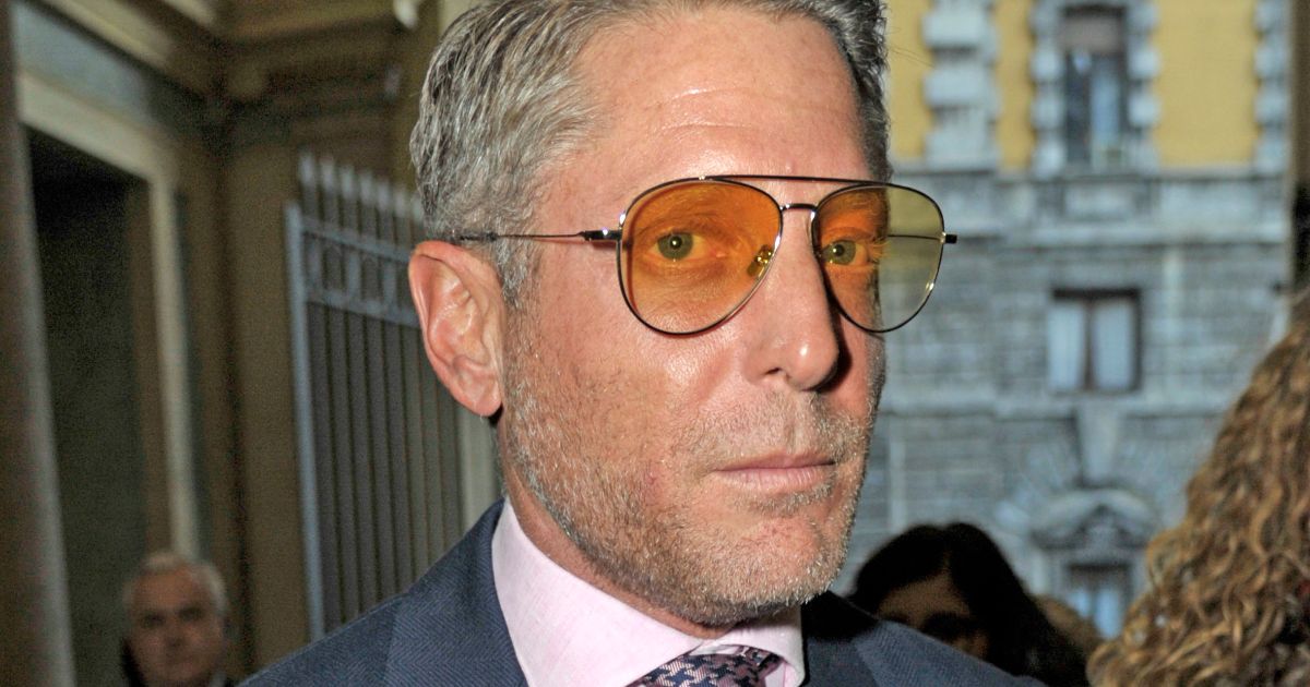 Lapo Elkann furioso contro i politici che hanno fatto cadere Mario Draghi: "Sono dei Fantozzi di provincia"