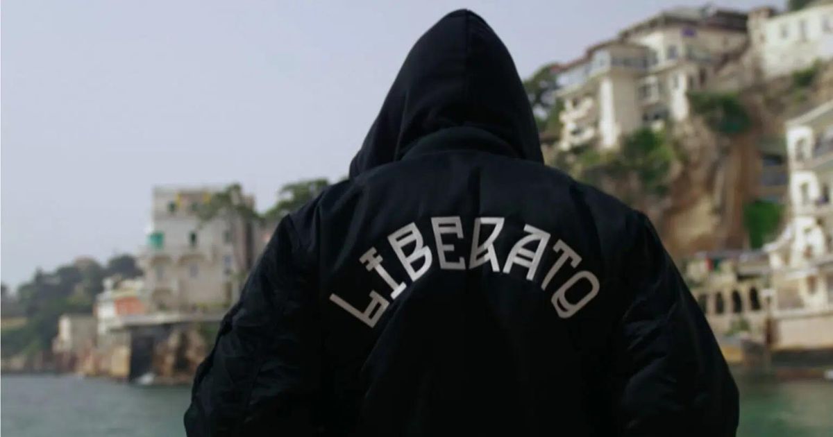 Liberato, svelata l'identità segreta da un documento Siae: ecco chi è l'artista partenopeo
