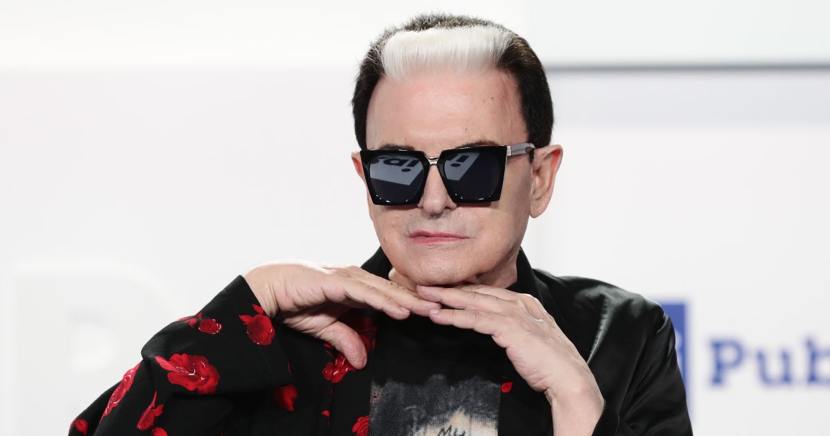 Cristiano Malgioglio: “Ho scoperto di avere un tumore maligno. Jennifer Lopez ha fatto il miracolo!”