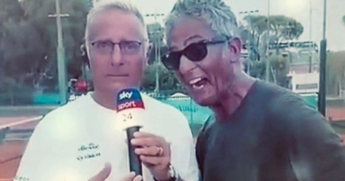 Paolo Bonolis e Rosario Fiorello e la gag che fa impazzire i fan: “Il collegamento è stato interrotto”. Il video