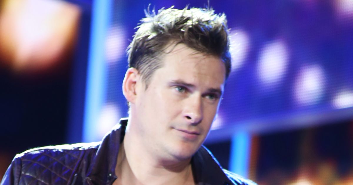 Lee Ryan arrestato all'aeroporto, il cantante dei Blue finisce nei guai