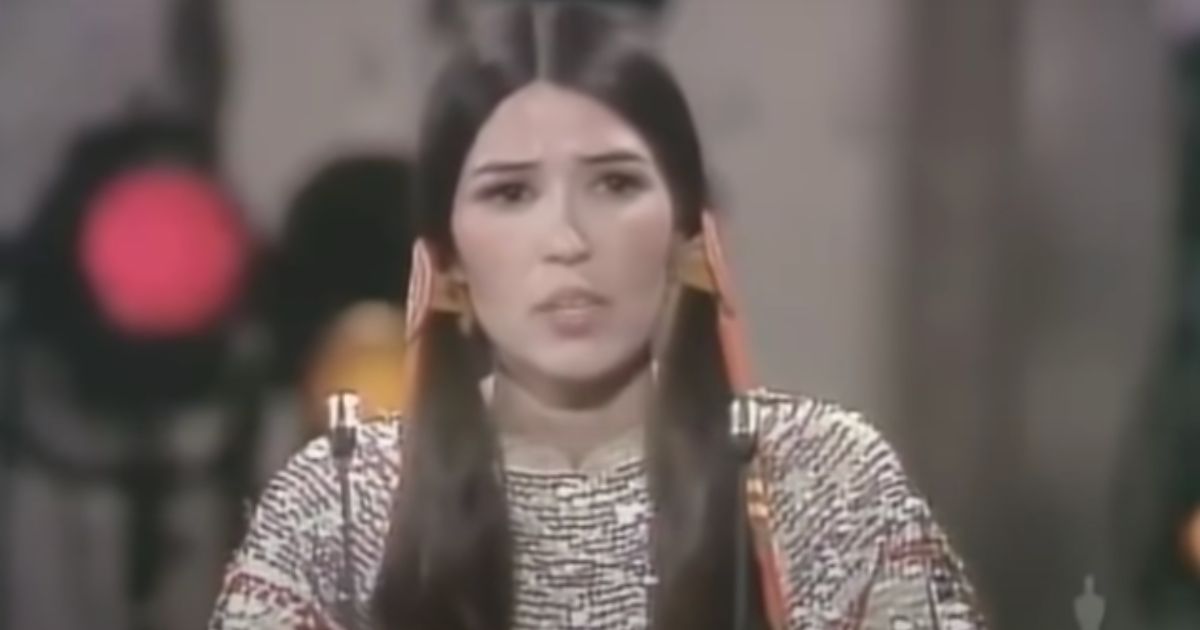 L'Academy chiede scusa a Sacheen Littlefeather: il comunicato 50 anni dopo il premio rifiutato da Marlon Brando