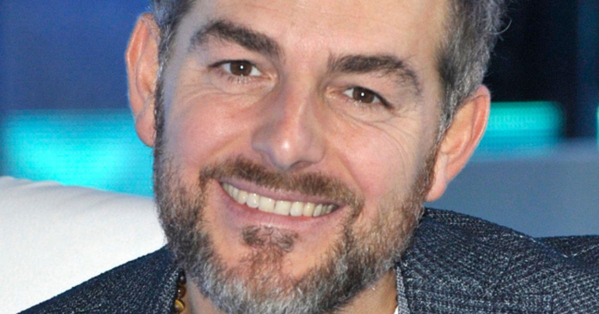 Daniele Bossari colpito da tumore alla gola, sottoposto a chemio e radioterapia: le sue condizioni