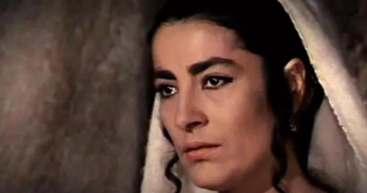 Morta Irene Papas, la Penelope della celebre Odissea in tv: aveva 96 anni, una vita per il cinema