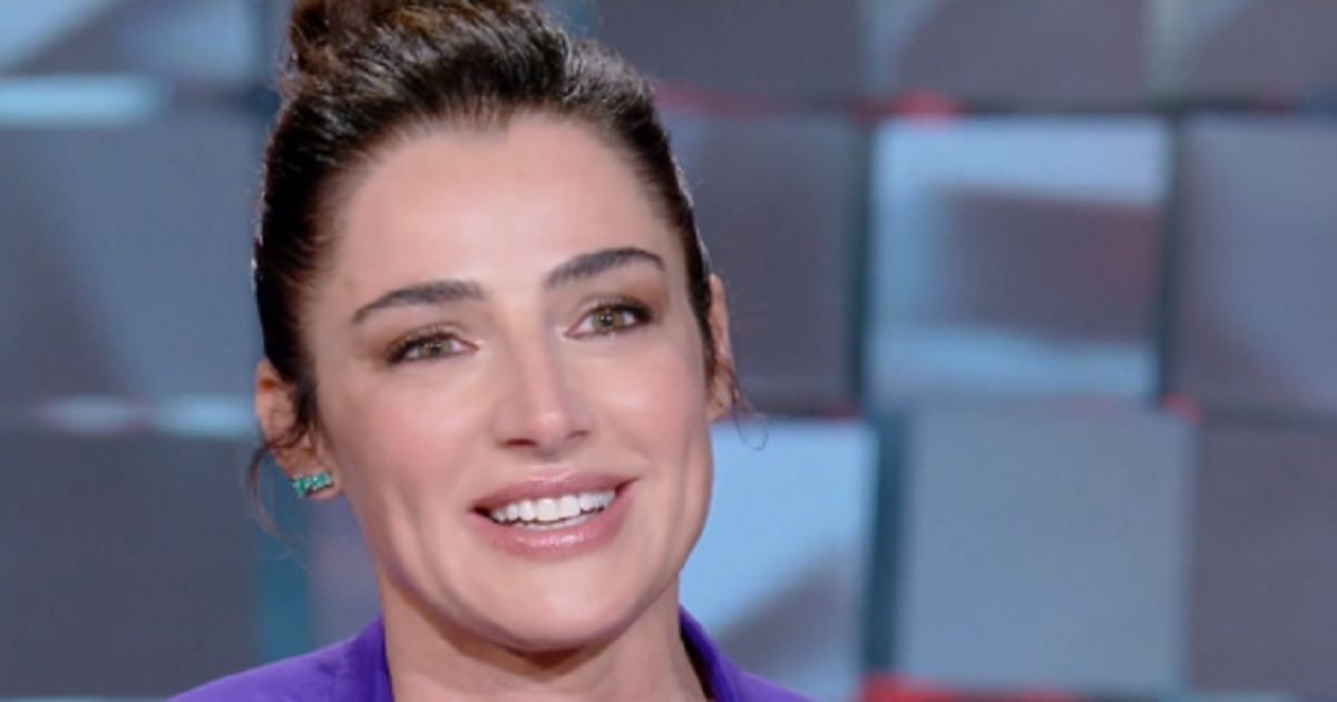 Luisa Ranieri, la confessione inedita dopo anni di vita pubblica: “Non mi piaccio”, ecco a cosa si riferisce