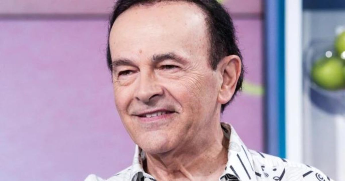 Dodi Battaglia dei Pooh ha un malore sul palco: panico per il cantante, le sue condizioni ora