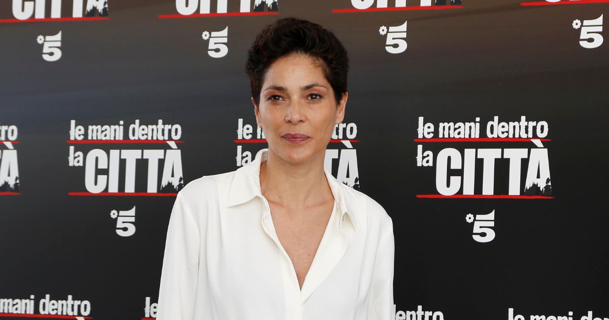 Simona Cavallari, chi è il compagno della nota attrice di Viola Come il Mare: tutto sul loro amore