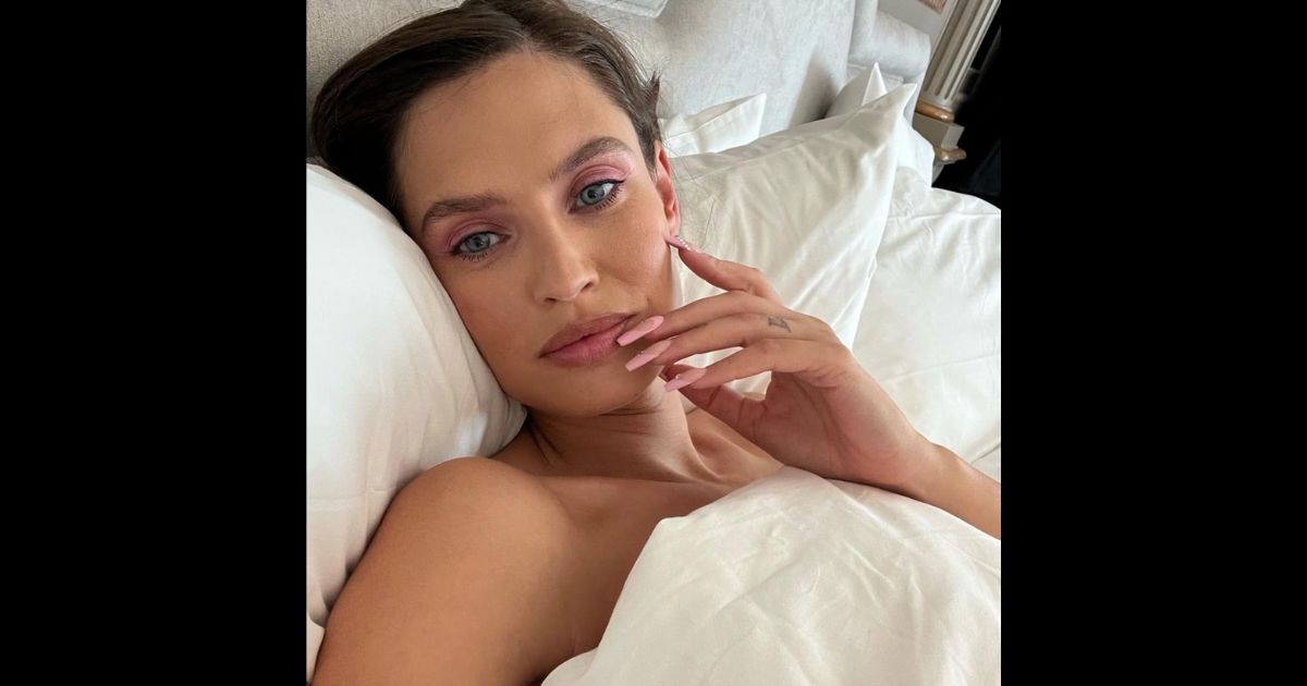 Bianca Balti finisce in ospedale: le devono asportare entrambi i seni, la situazione è molto grave, "sono terrorizzata"