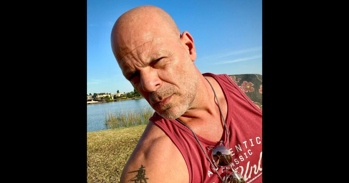Bruce Willis sta male, la famiglia teme che accada presto il peggio: la decisione sul suo testamento