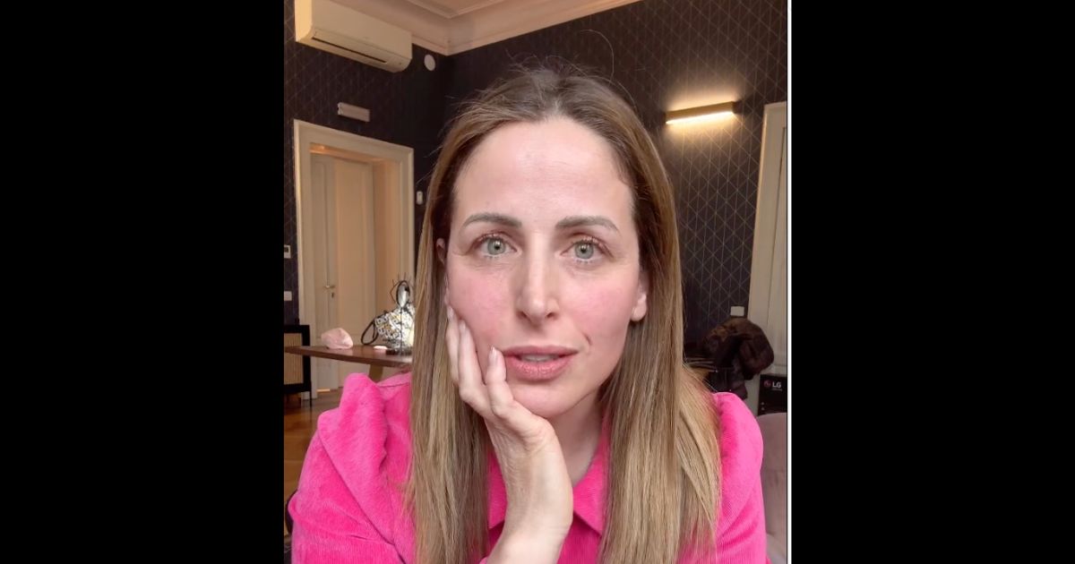 Clio Make Up in lacrime sui social, c’è preoccupazione: “La vita è una me**a”