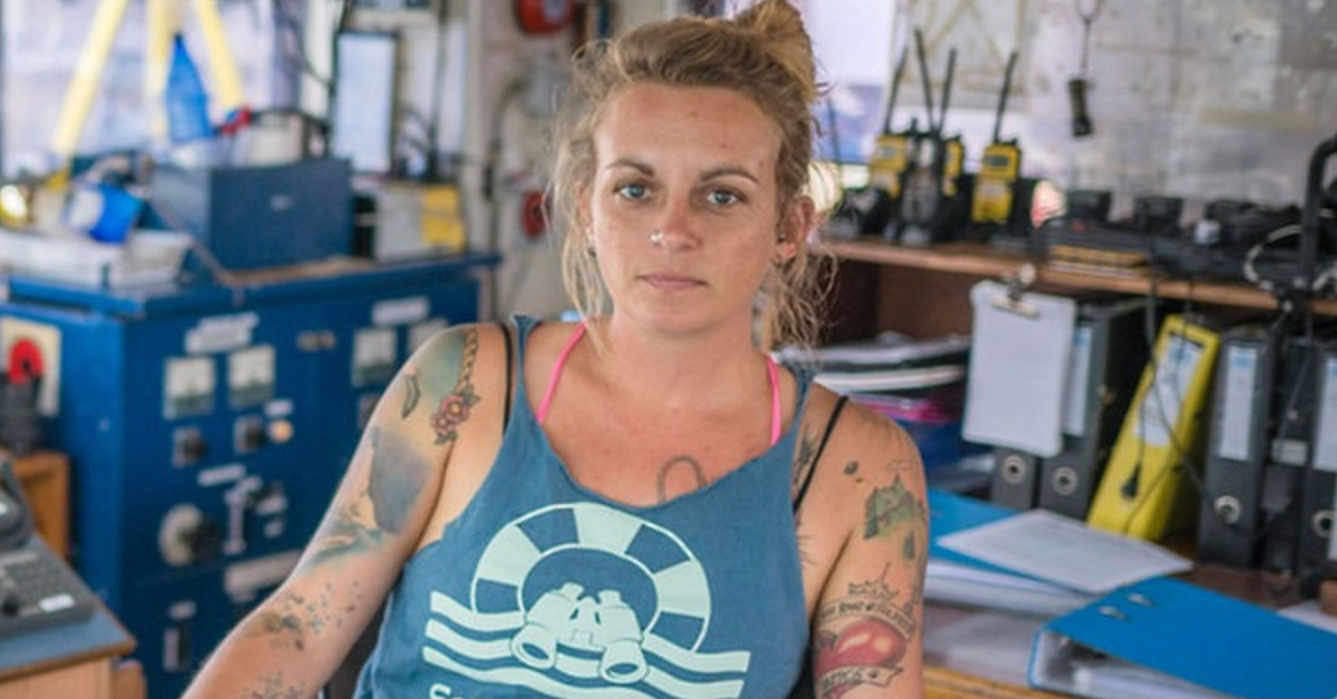 Pia Klemp, chi è la capitana della Nave ONG di Bansky fermata a Lampedusa