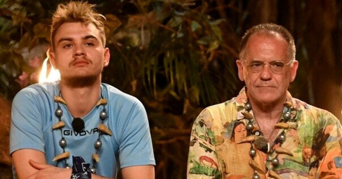 Isola dei Famosi, Simone Antolini e la lite con Cecchi Paone: “Trovatene un altro”, tra i due è fuoco