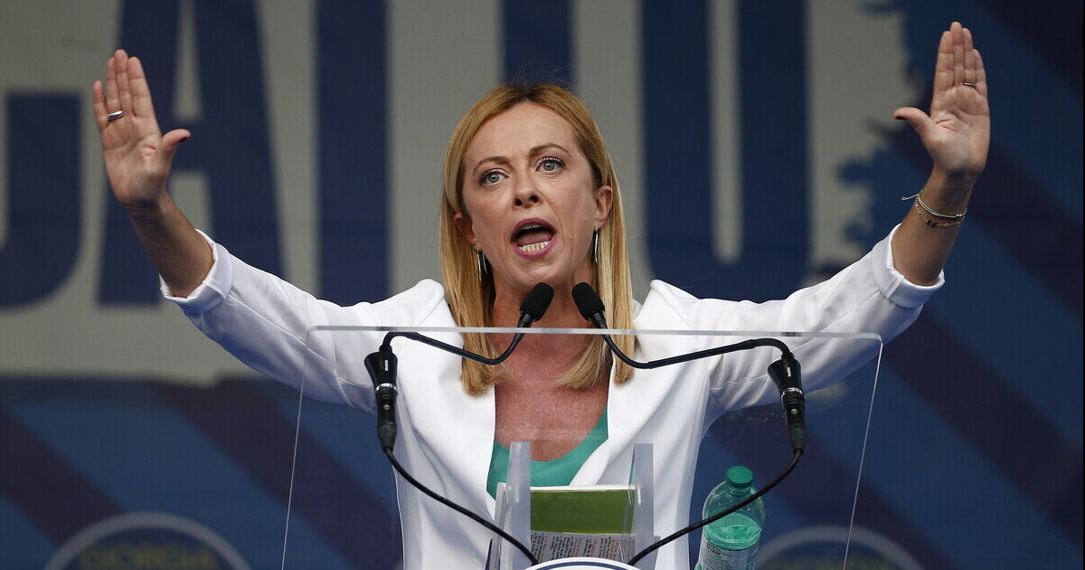 Giorgia Meloni: “C’è un complotto contro di me! Ecco chi mi vuole abbattere”