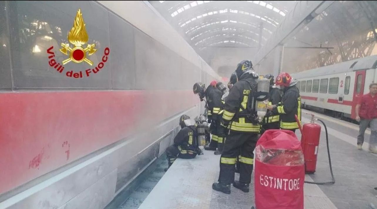 Panico sul Frecciarossa, il treno si riempie di fumo: la situazione