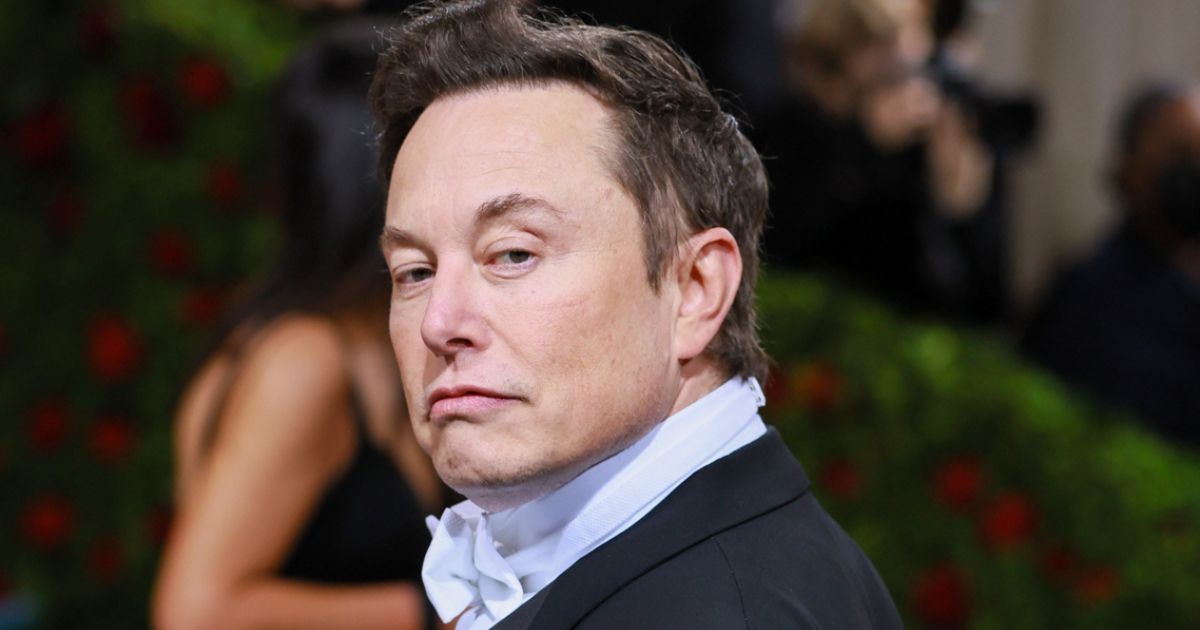 Musk shock: Mia figlia è trans, ecco di chi è la colpa…