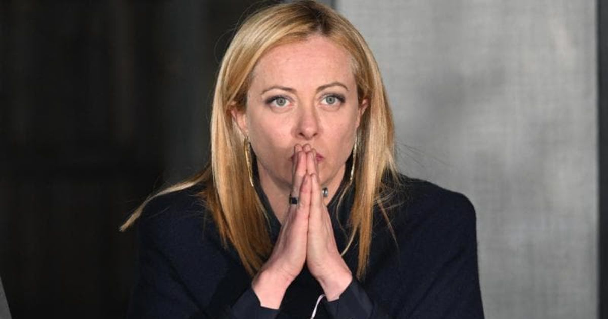 Migranti, Meloni fa la dura. Tutte le novità su donne e minori Migranti, Meloni fa la dura. Tutte le novità su donne e minori