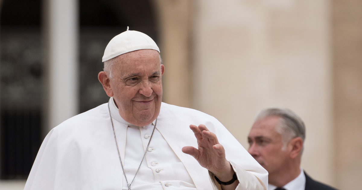 Migranti, Papa Francesco si scaglia contro il governo: “È un dovere salvare”