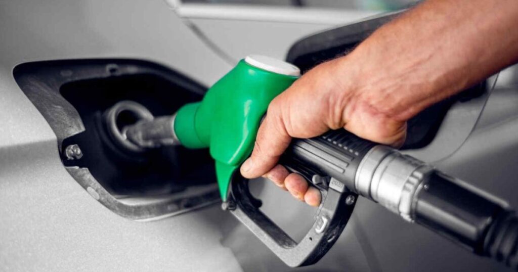 prezzi benzina aumento